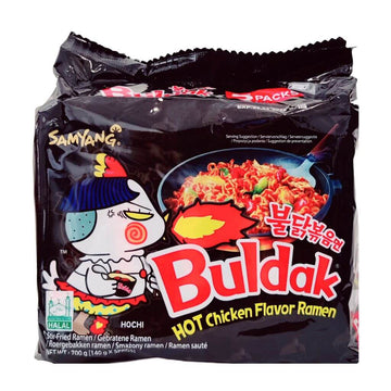Pakke med fem portioner af de populære hot chicken nudler